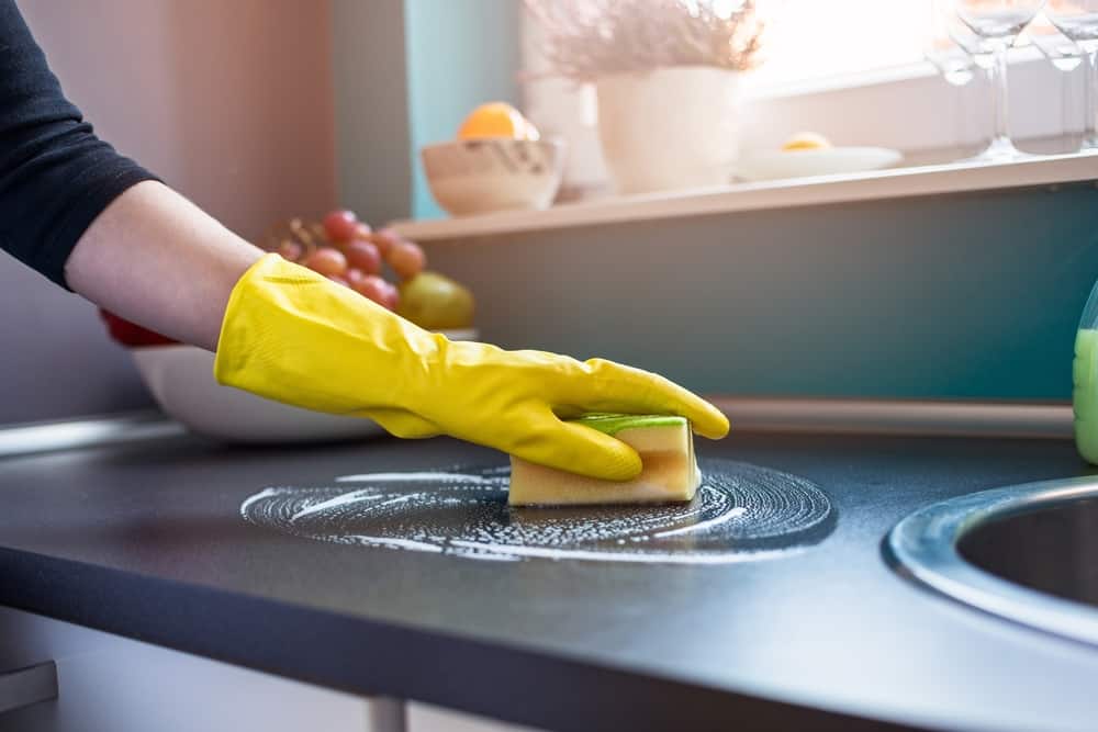 7-natural-ways-to-cleaning-kitchen