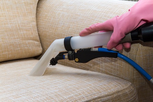 mistakes-to-avoid-on-upholstery-cleaning