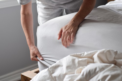 Steps to Deep Clean Your Mattress