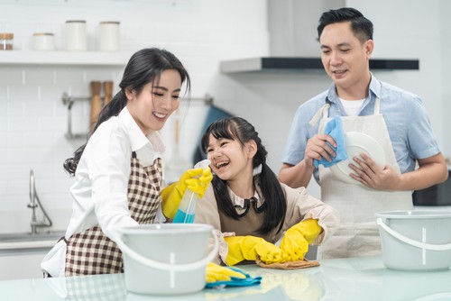 Family Involvement in Decluttering
